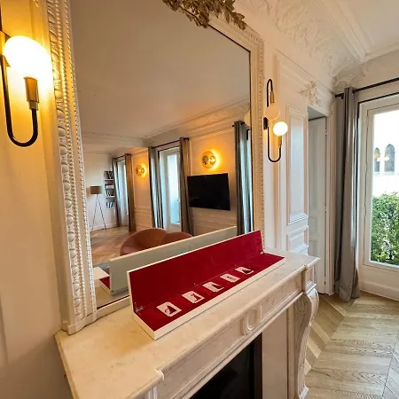 Prestigieux Duplex & Jacuzzi - Saint-petersbourg Parigi