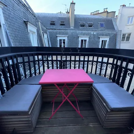 Appartamento Prestigieux Duplex & Jacuzzi - Saint-petersbourg