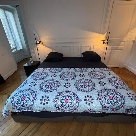 Prestigieux Duplex & Jacuzzi - Saint-petersbourg