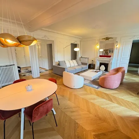 Appartamento Prestigieux Duplex & Jacuzzi - Saint-petersbourg Parigi