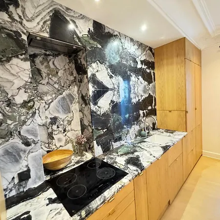 Prestigieux Duplex & Jacuzzi - Saint-petersbourg * Parigi