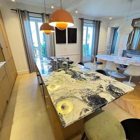 Prestigieux Duplex & Jacuzzi - Saint-petersbourg * Parigi